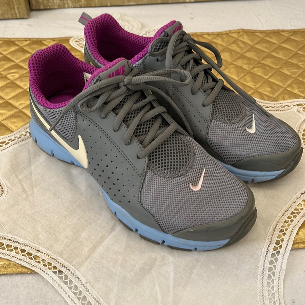 Nike Flex Women Sneakers